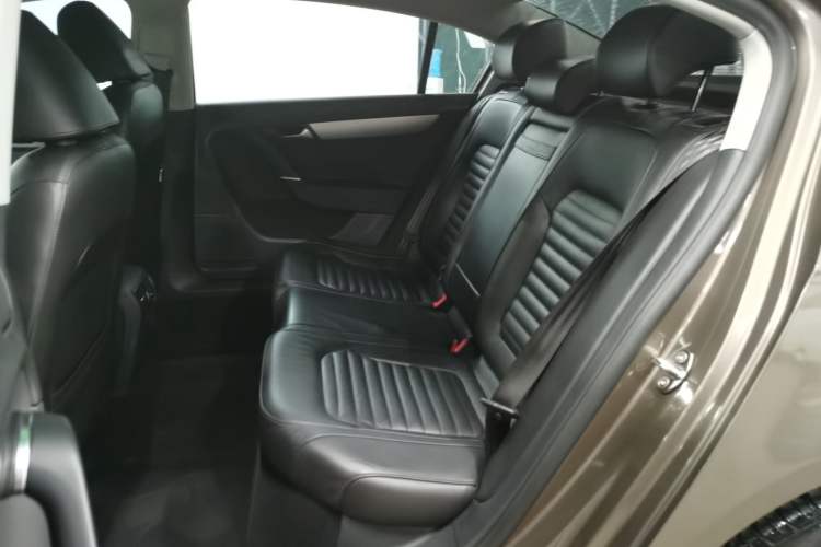 Used Volkswagen Magotan 2015 1.8TSI Advanced Model