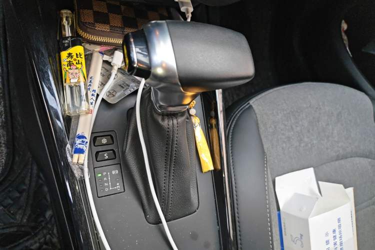 Used Citroen C3-XR 2019 230THP DCT ORIGINS Centennial Deluxe Edition Gear Lever