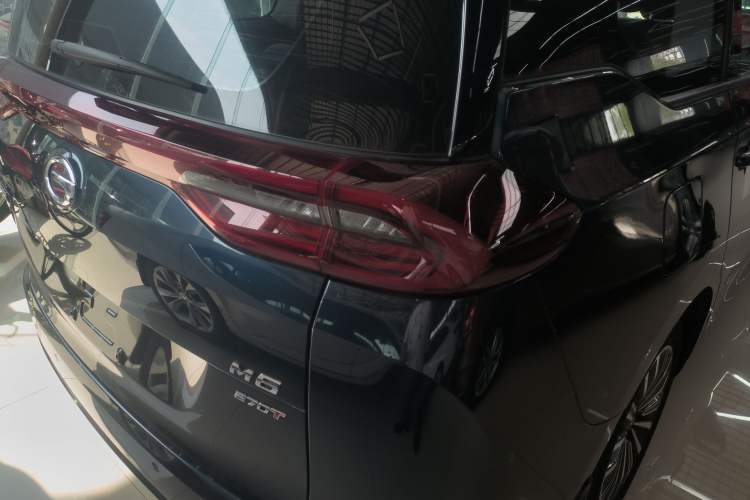 Used GAC Trumpchi M6 2021 270T DCT Luxury Edition (7-seater) Right Rear Taillight