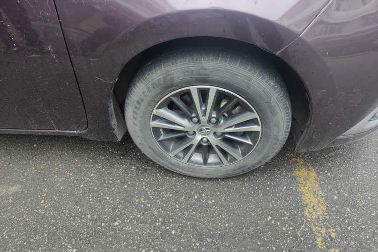 Used Toyota Levin 2016 Dual-Engine 1.8H GS E-CVT Elite Model with Sunroof