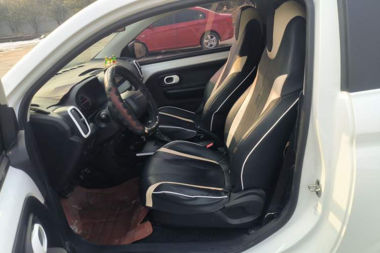 Used Roewe Clever 2022 311km QiQi BoBo Edition Left Front Seat