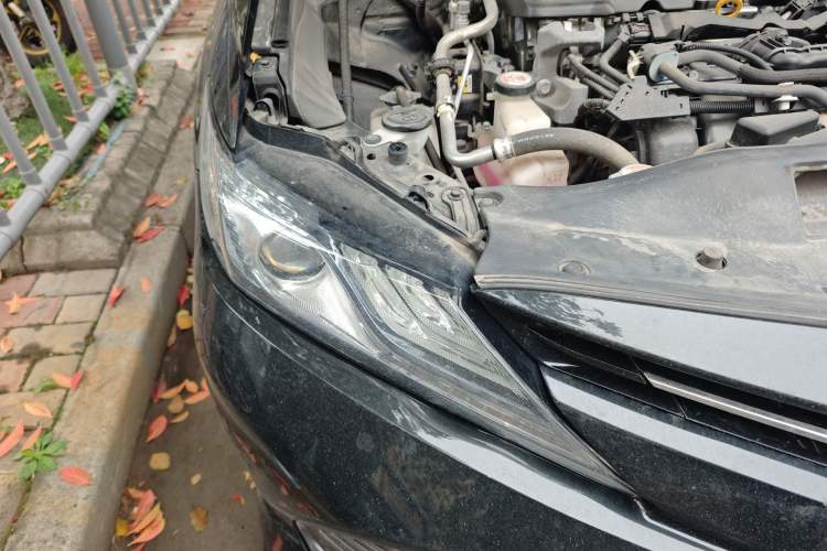 Used Toyota Camry 2019 2.5G Luxury Edition China VI Standard Right Front Headlight