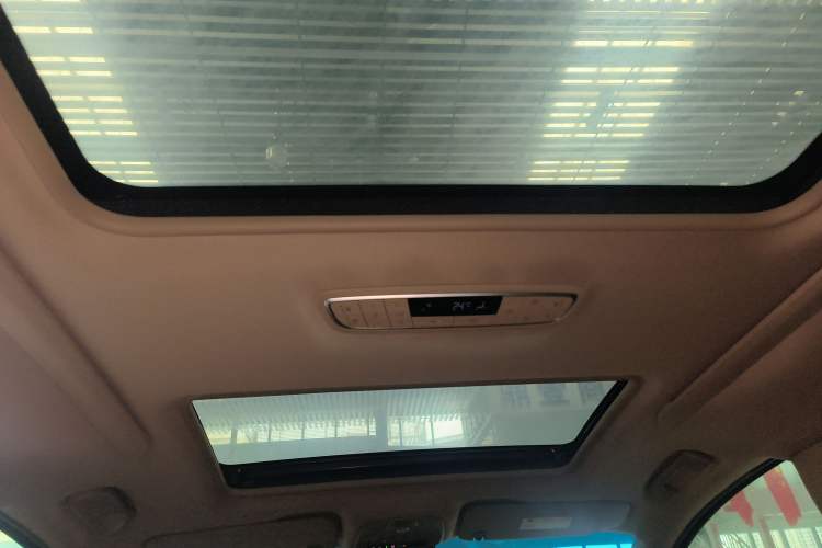 Used Buick GL8 2017 ES 28T Luxury Model China V Standard
