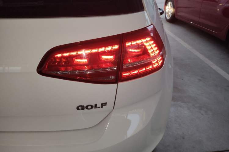 Used Volkswagen Golf 2016 1.6L Automatic Comfort Model
