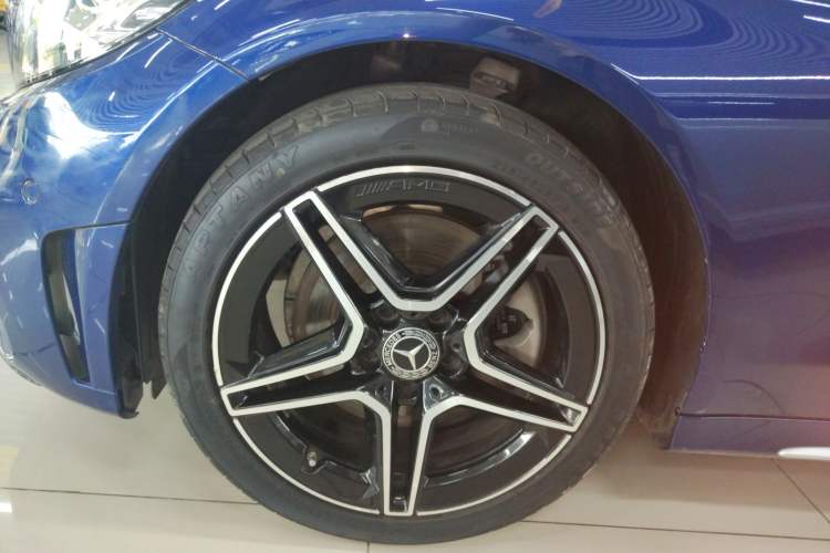 Used Mercedes-Benz C-Class 2021 C 260 L Sport Edition Star Collection Exterior 4