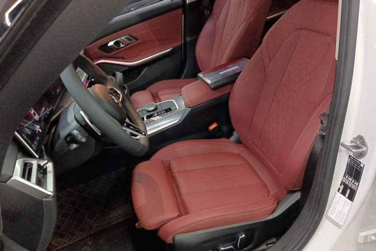 Used BMW 3 Series 2026 330Li M Sport Night Package