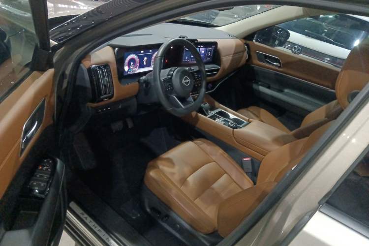 Used Nissan Pathfinder 2024 380 VC-TURBO Four-Wheel Drive Intelligent Driving Version 6 Seats