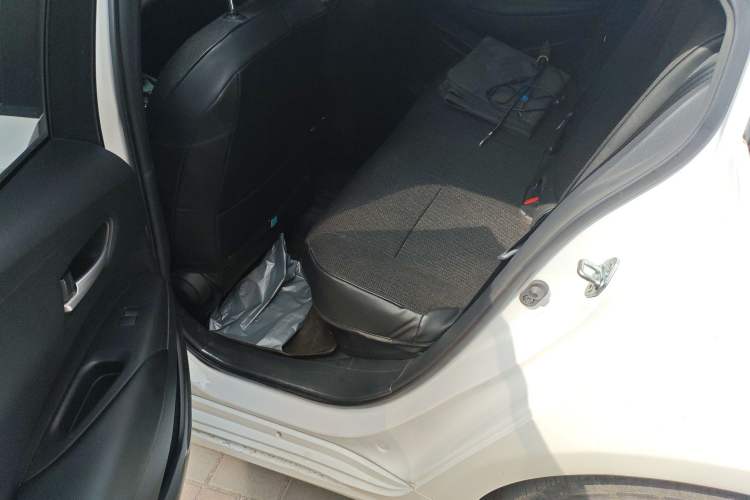 Used Toyota Corolla 2023 1.8L Smart Electric Hybrid Dual-Motor Elite Edition Left Rear Seat