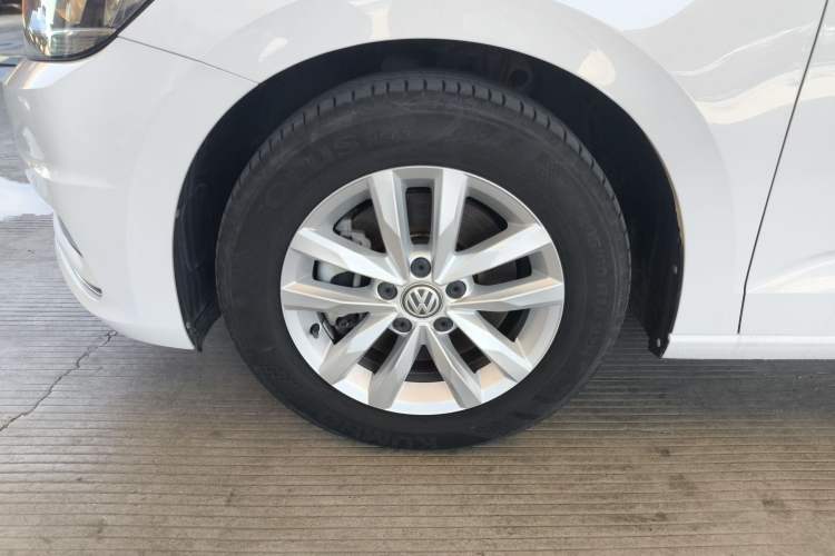 Used Volkswagen Touran 2018 Volkswagen Touran L 280TSI DSG Comfort Edition 7 Seats China VI Standard