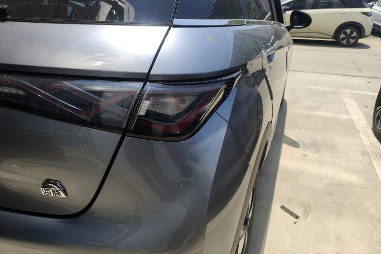 Used BYD Dolphin 2023 420 km Free Version
