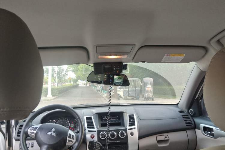 Used Mitsubishi Pajero Sport 2013 3.0L Automatic 4x4 Executive Edition