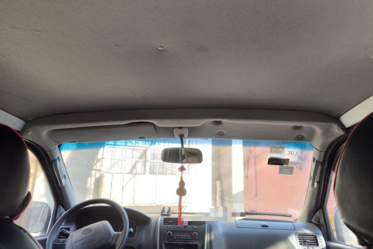 Used Jinbei Express 2017 2.0L Standard Version V19