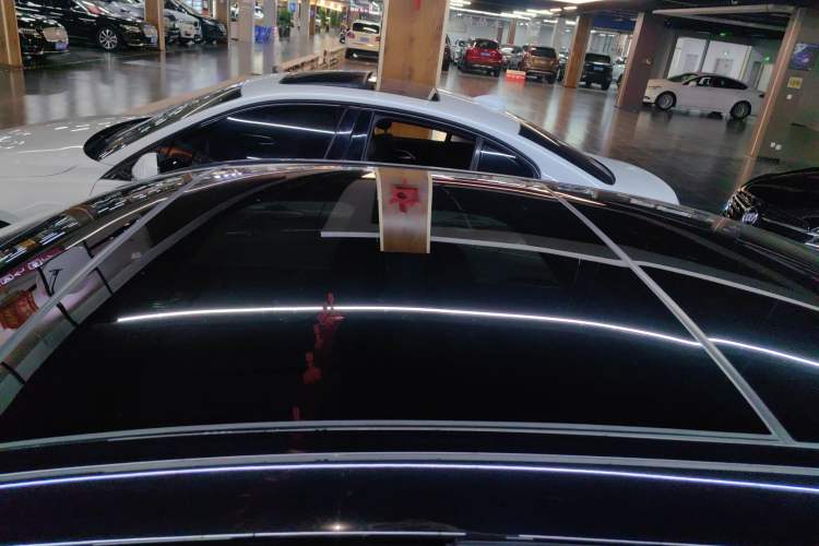 Used Mercedes-Benz E-Class New Energy 2023 E 350 e L Plug-in Hybrid Sports Sedan Roof