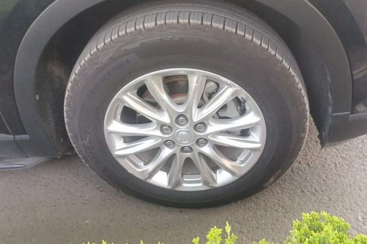 Used Buick Enclave 2020 28T Two-Wheel Drive Zhanqi Version
