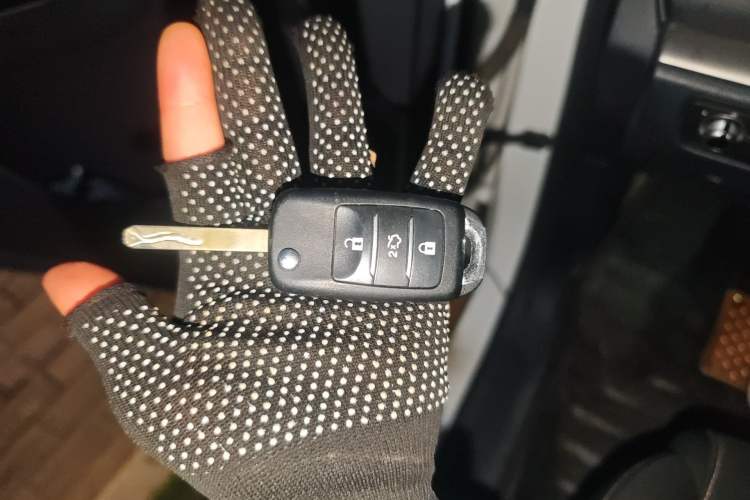 Used CHANGAN OSHAN X7 2020 1.5T Automatic Elite Edition Vehicle Key