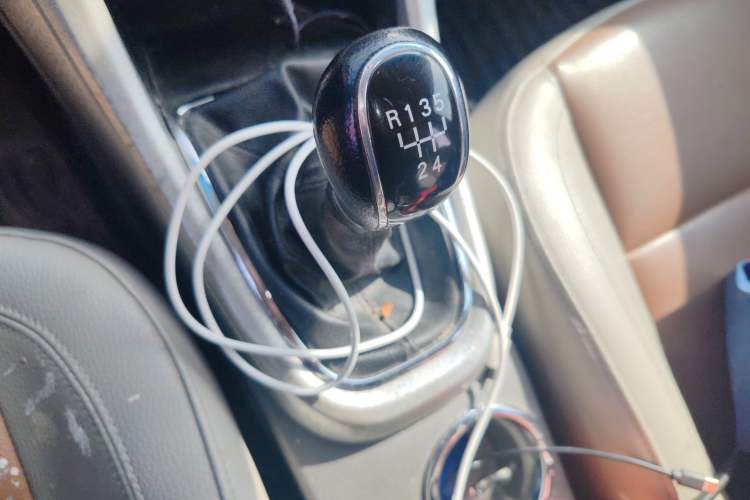 Used Buick GT 2010 XT 1.6L Manual Entry-Level Model