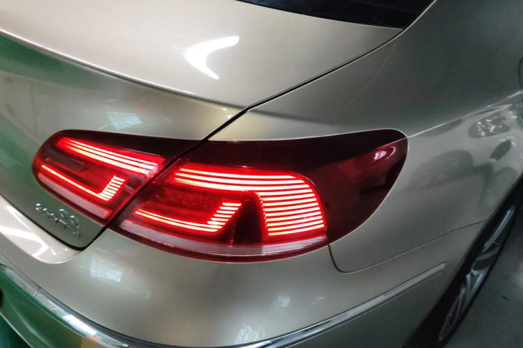 Used Volkswagen FAW-Volkswagen CC 2016 1.8TSI Prestige Model Exterior 3