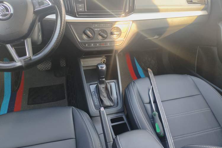 Used Skoda Kamiq 2018 1.5L Automatic Standard Edition China VI
