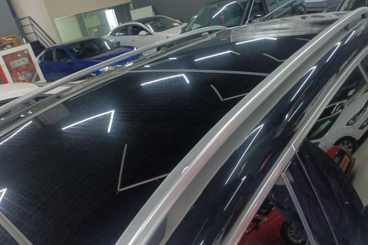 Used Mercedes-Benz EQB 2023 EQB 260 Roof