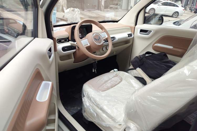 Used Wuling Hongguang MINIEV 2024 3rd Generation 215km Youth Edition