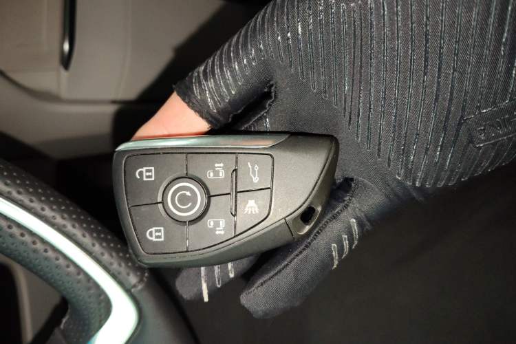 Used Buick GL8 New Energy 2024 Lu Zun Deluxe Edition 7-Seater