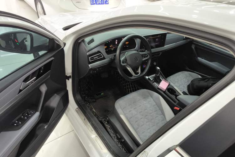 Used Volkswagen Lavida 2023 280TSI DSG Full-Comfort Edition
