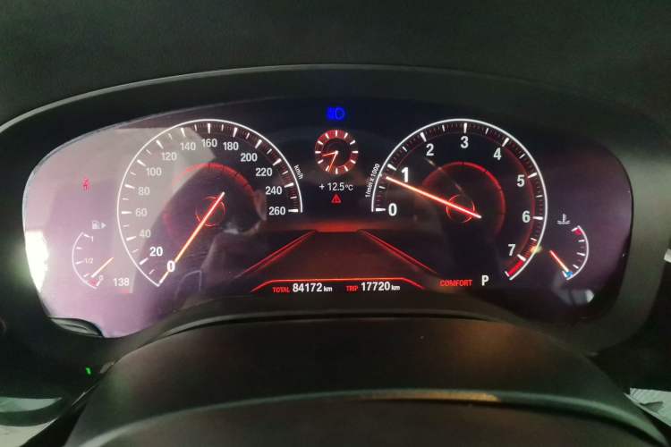 Used BMW 5 Series 2019 Facelifted 530Li Leading Edition M Sport Package