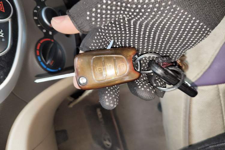 Used Hyundai Verna (older generation) 2010 Sedan 1.4L Manual Comfort GS
