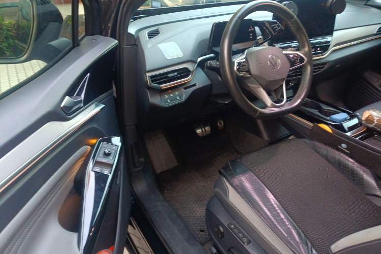 Used Volkswagen ID.4 CROZZ 2021 Long-Range PRO Two-Wheel Drive Version