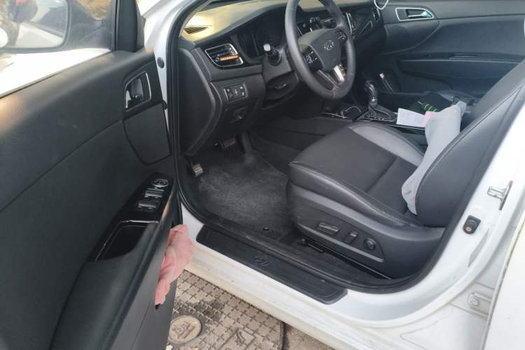 Used Hyundai Mistra 2016 1.8L Automatic Deluxe DLX Model