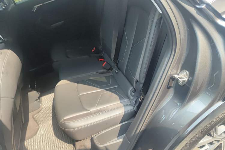 Used Audi Q3 2020 40 TFSI Fashion Dynamic Model