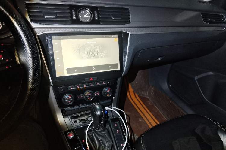 Used Volkswagen Passat 2017 330TSI DSG Luxury Edition
