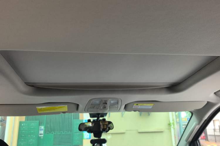 Used SAIC MAXUS G10 2021 2.0T Automatic Elite Edition Diesel 9-Seater