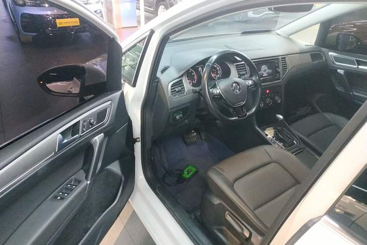 Used Volkswagen Golf Sportsvan 2019 280TSI Automatic Trendy Model China VI Standard