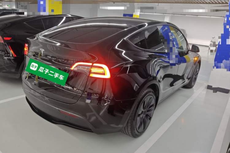 Used Tesla Model Y 2023 Rear-Wheel-Drive Version Rear Right 45 Deg