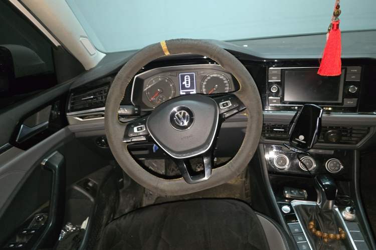 Used Volkswagen Sagitar 2019 280TSI DSG Comfort Version China VI Standard Steering Wheel