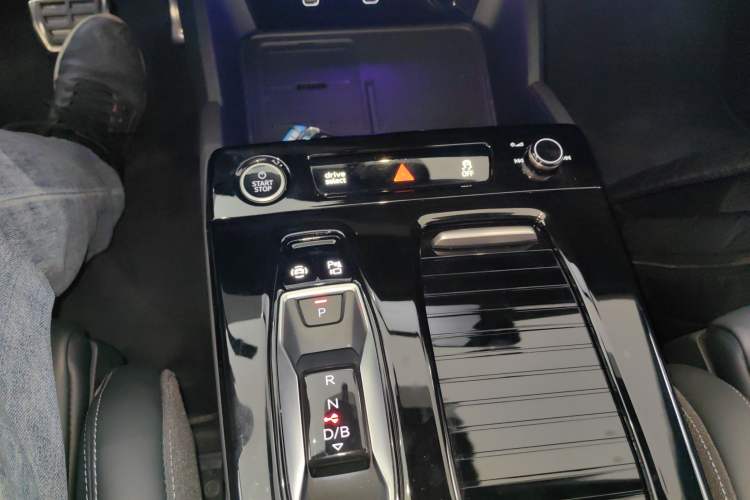 Used Audi Q6L e-tron 2026 First Launch Navigation Edition