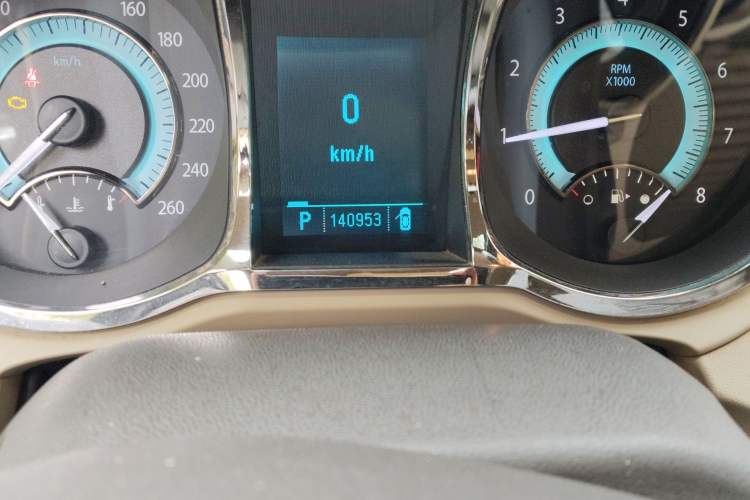 Used Buick LaCrosse 2012 2.4L SIDI Elegant Edition Odometer Close Up