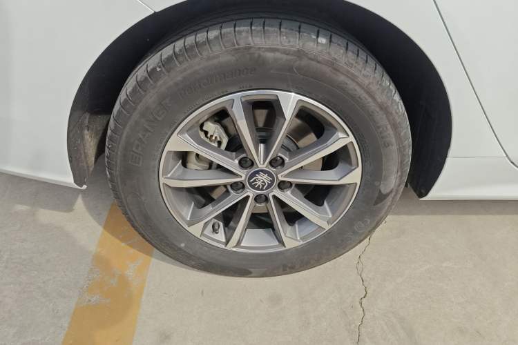 Used BYD Qin PLUS 2024 HONOR Edition DM-i 55KM Leading Model
