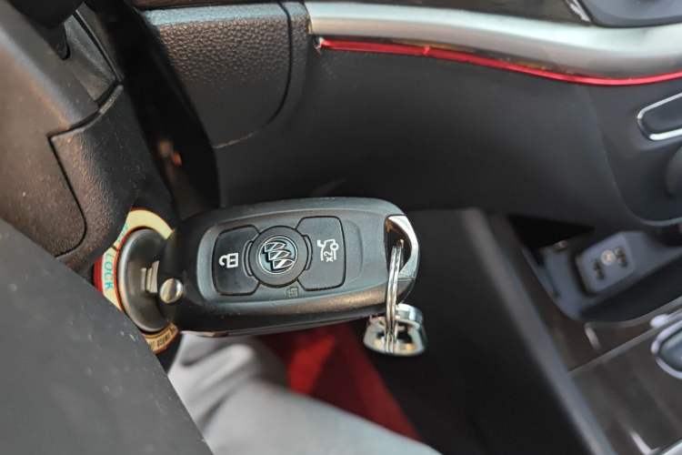 Used Buick Verano 2018 Sedan 20T Dual-Clutch Leading Model
