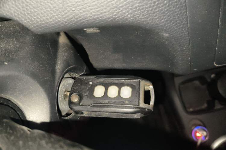 Used Suzuki Swift 2014 1.3L Manual Standard Edition