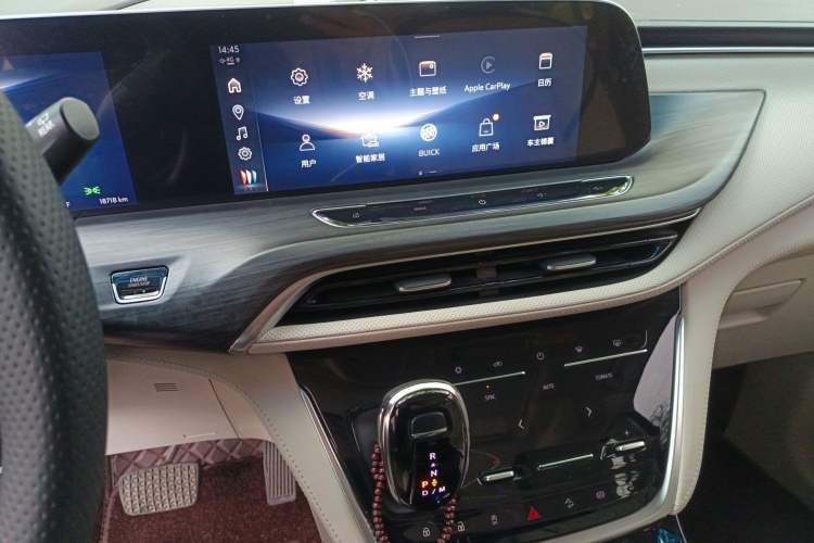 Used Buick GL8 2023 ES Lu Zun Comfort Model Audio And AC Panel