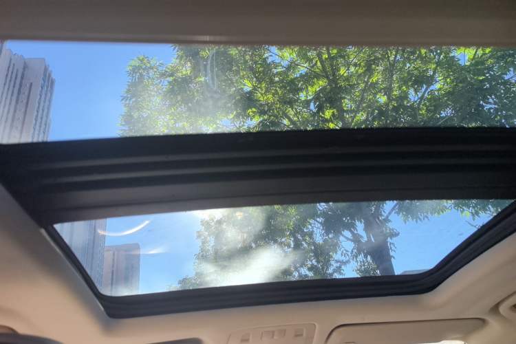 Used Opel Insignia 2013 2.0T Two-Wheel-Drive Luxury Version