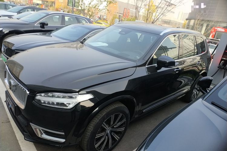 Used Volvo XC90 2023 B6 Zhiya Luxury 7-Seater
