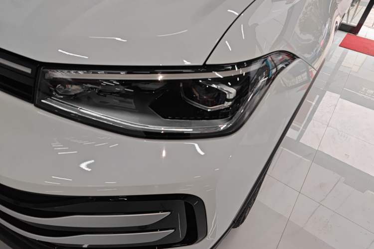 Used Volkswagen Tharu 2025 New Sharp 300TSI Ambitious Edition
