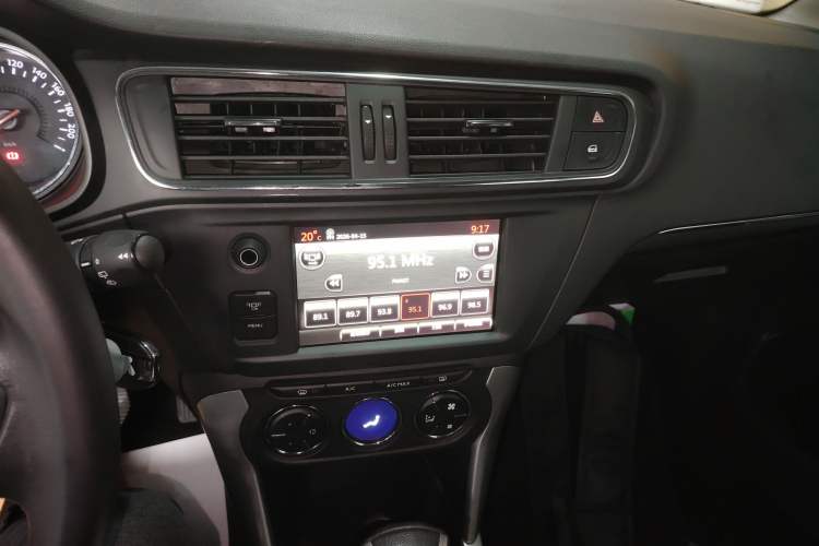 Used Citroen C3-XR 2017 1.6L Automatic Pioneer Model Audio And AC Panel