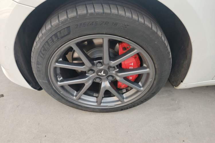 Used Tesla Model 3 2020 Standard Range Rear-Wheel Drive Upgraded Version Left Front Wheel Hub