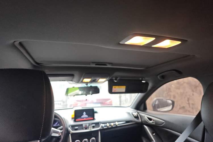 Used Mazda CX-4 2018 2.0L Automatic Two-Wheel Drive Blue Sky Dynamic Version China V Standard