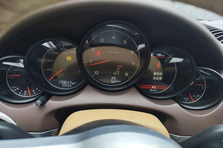 Used Porsche Cayenne 2014 Cayenne Platinum Edition 3.0T