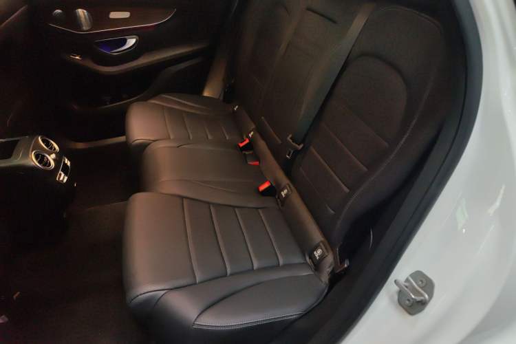 Used Mercedes-Benz GLC 2020 Facelifted GLC 300 L 4MATIC Luxury Edition Left Rear Seat